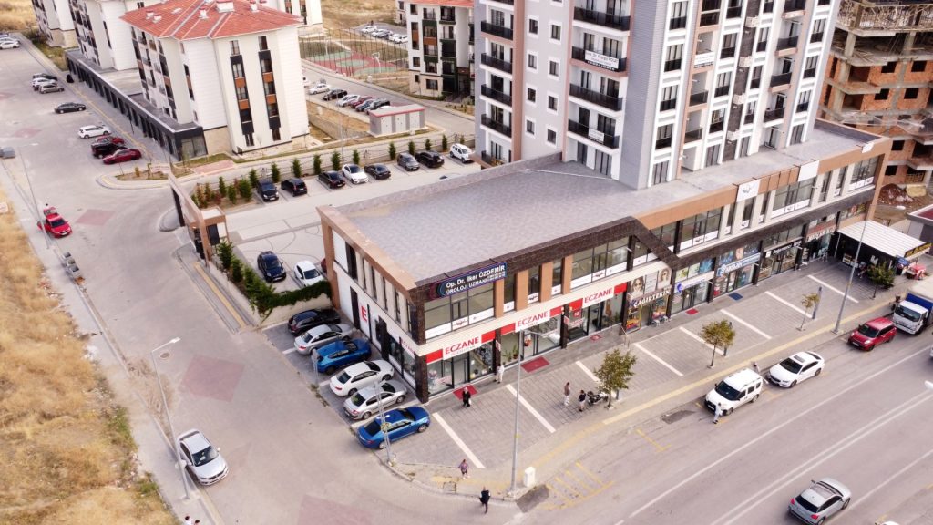 Edirne Dermatoloji Kliniği Edirne Dermatoloji Kliniği, Uzm. Dr. Ayşegül Polat tarafından sunulan cilt hastalıkları tanı ve tedavisi ile estetik uygulamalar için modern ve güvenilir bir sağlık merkezi.